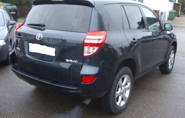 Left hand drive TOYOTA RAV 4 2.2 D-4D